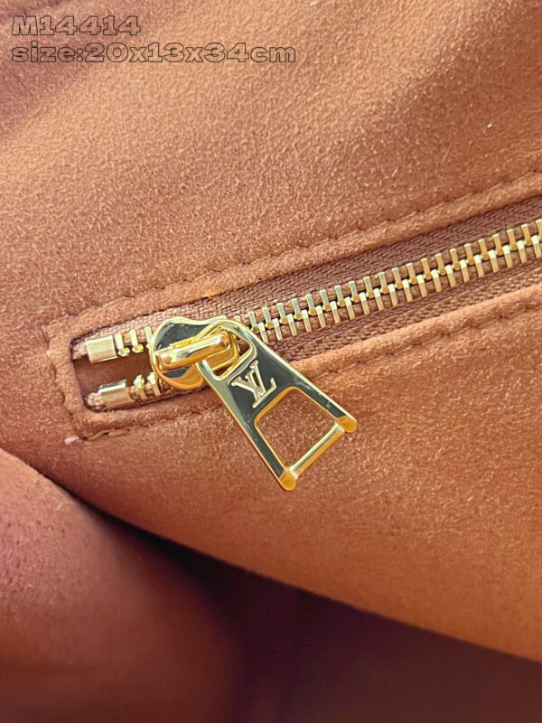 Louis Vuitton Anytime PM