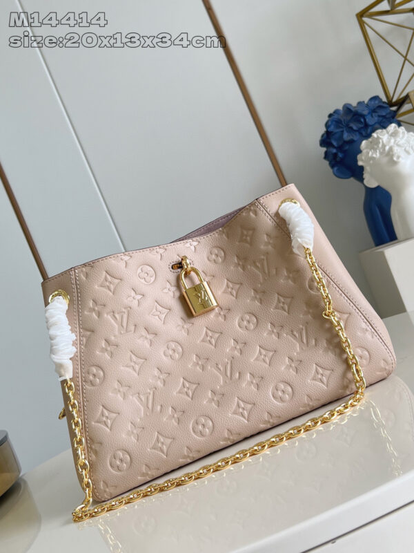 Louis Vuitton Anytime PM