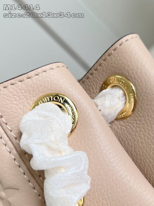 Louis Vuitton Anytime PM