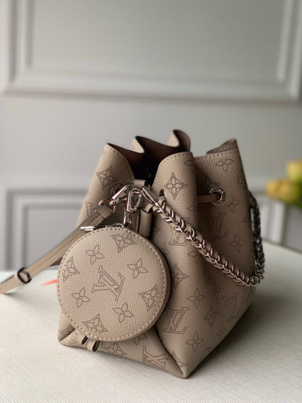 Louis Vuitton Bella