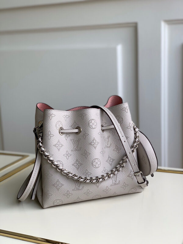Louis Vuitton Bella
