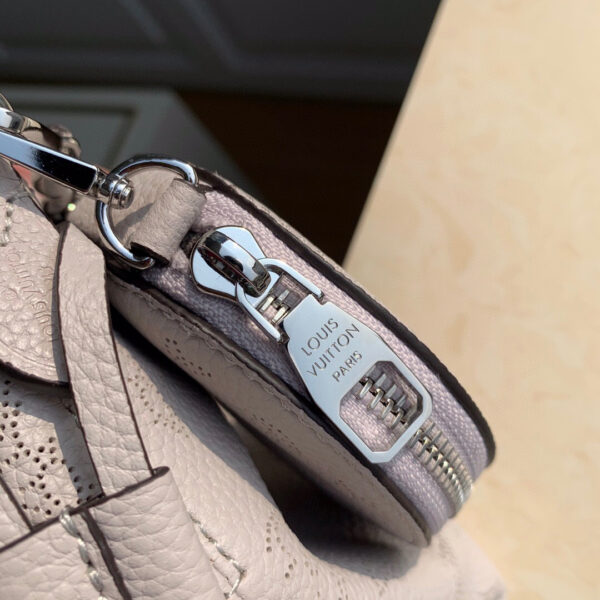 Louis Vuitton Bella