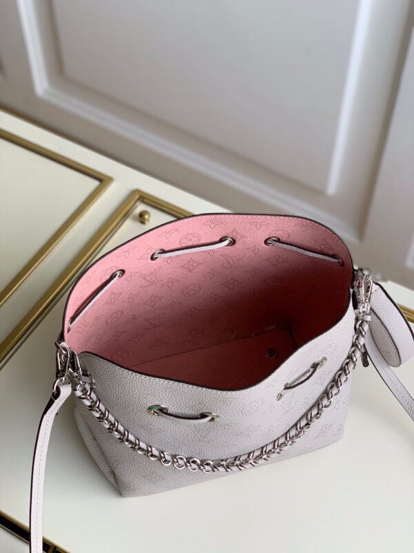 Louis Vuitton Bella