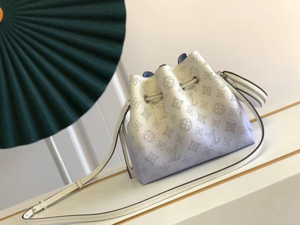 Louis Vuitton Bella