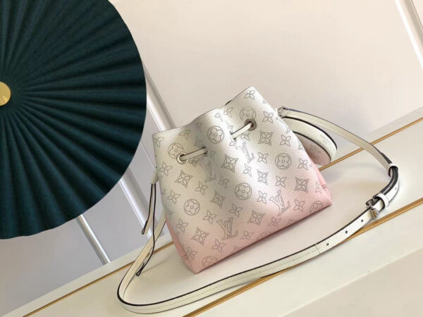 Louis Vuitton Bella