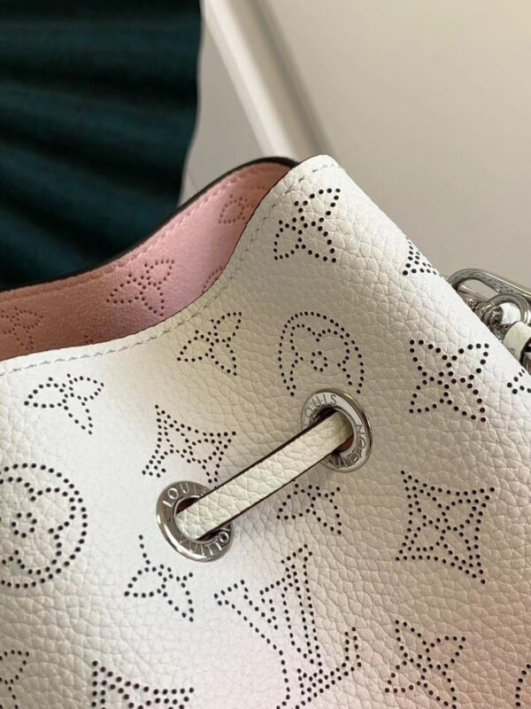 Louis Vuitton Bella