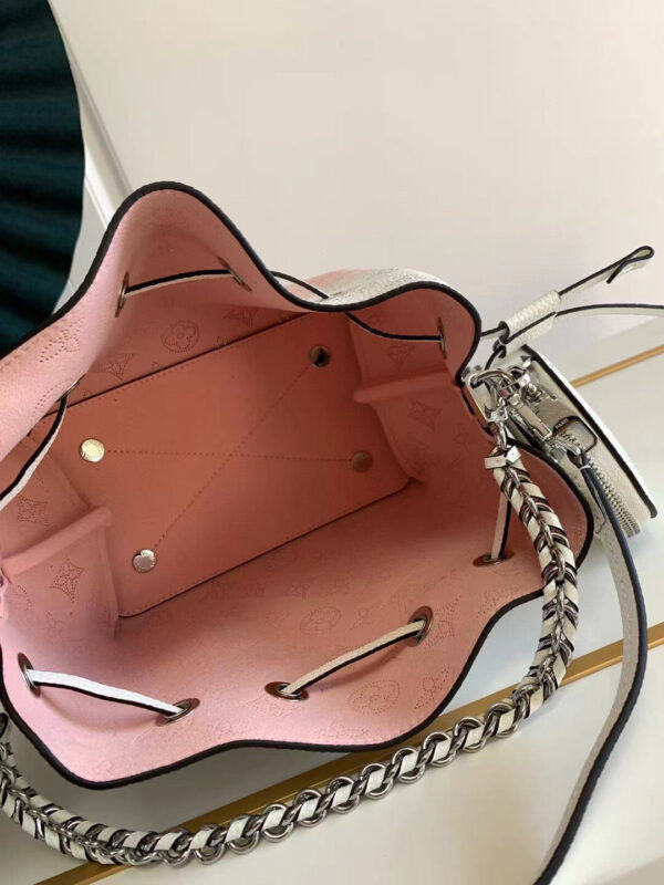 Louis Vuitton Bella