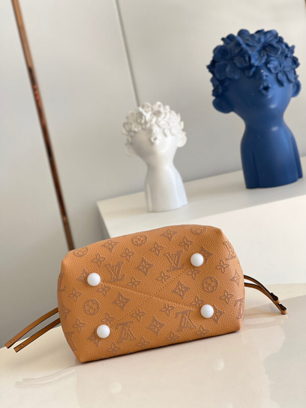 Louis Vuitton Bella