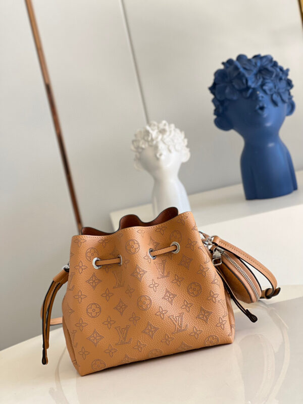 Louis Vuitton Bella