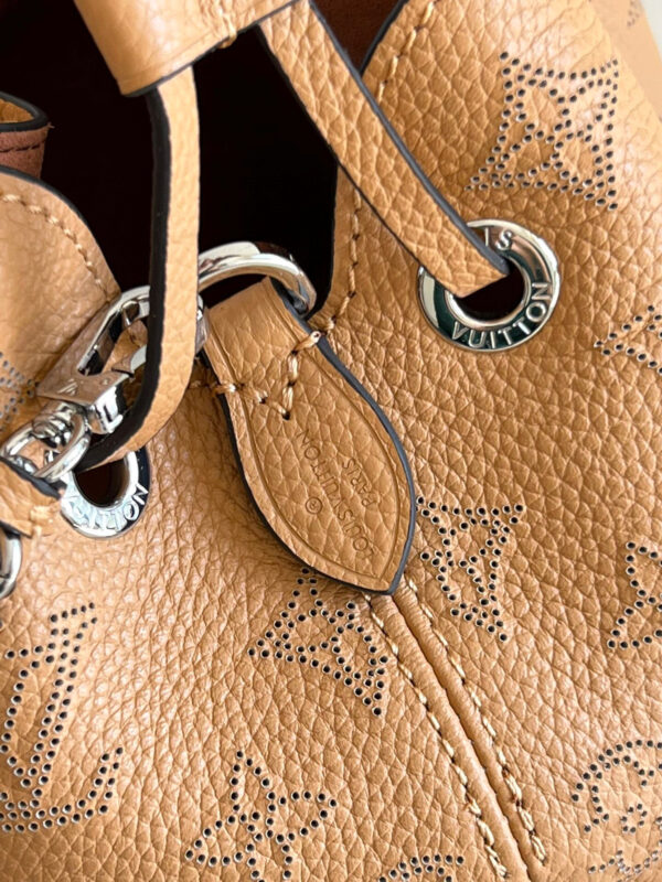 Louis Vuitton Bella