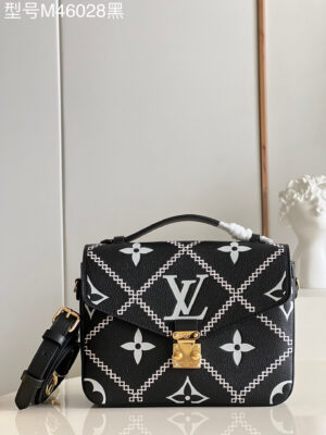 Louis Vuitton Pochette Metis