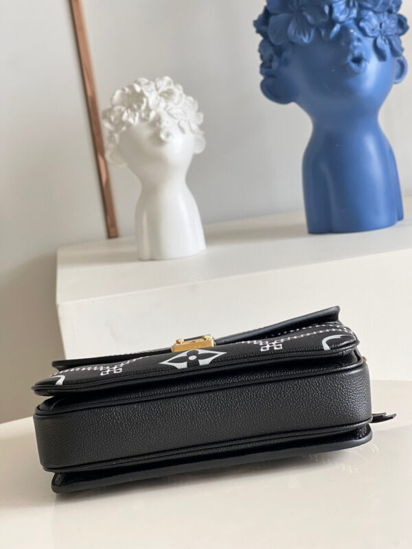 Louis Vuitton Pochette Metis