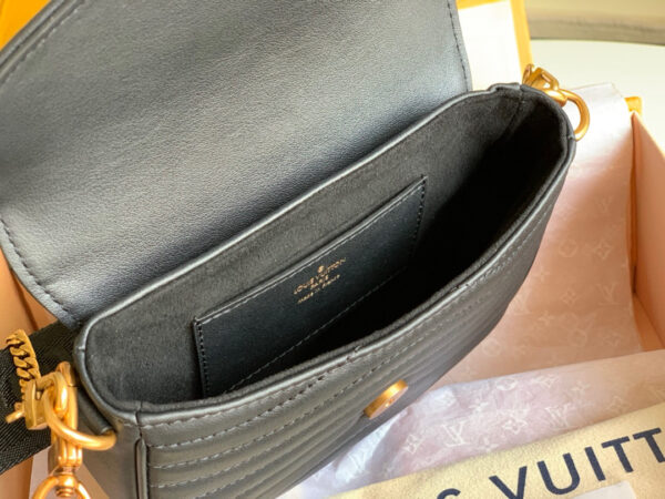 Louis Vuitton Multi Pochette New Wave