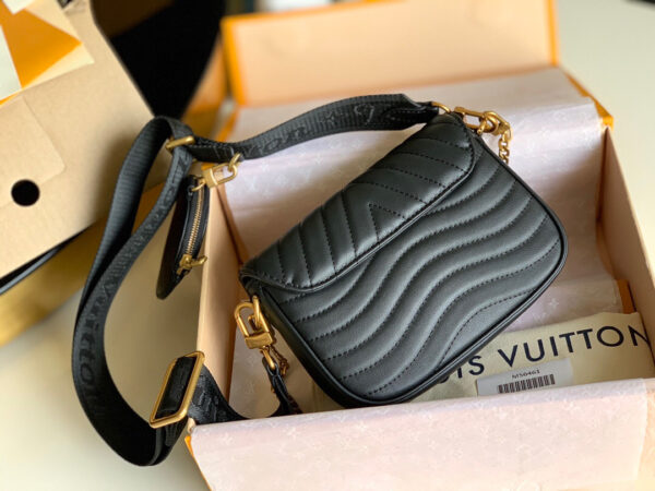 Louis Vuitton Multi Pochette New Wave