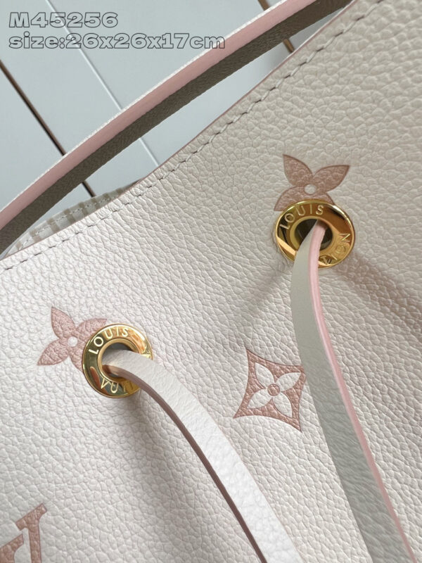 Louis Vuitton NéoNoé MM Bucket Bag