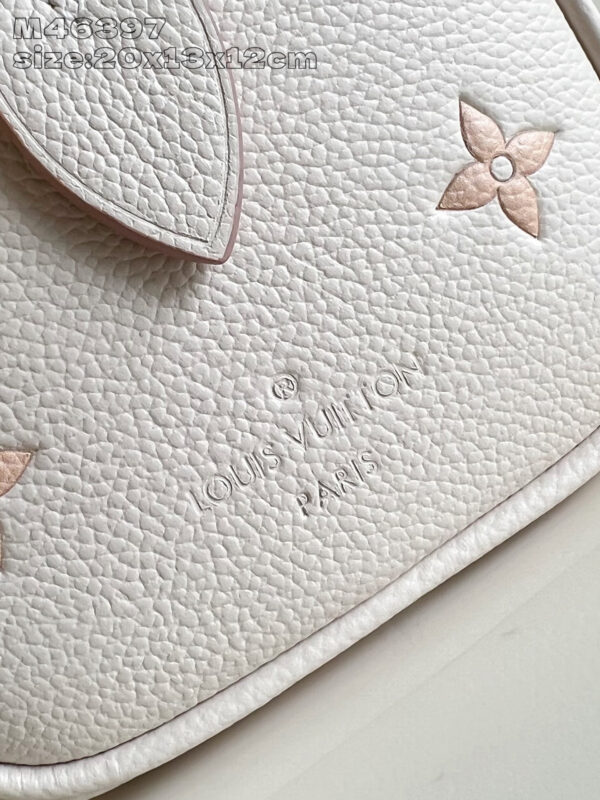 Louis Vuitton Speedy Bandoulière 20 Bag