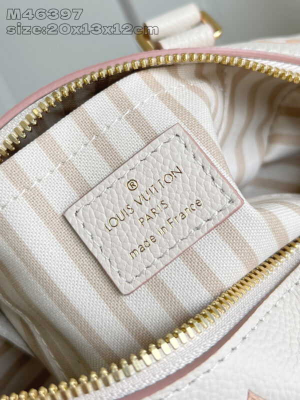 Louis Vuitton Speedy Bandoulière 20 Bag