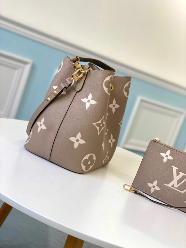 Louis Vuitton NeoNoe