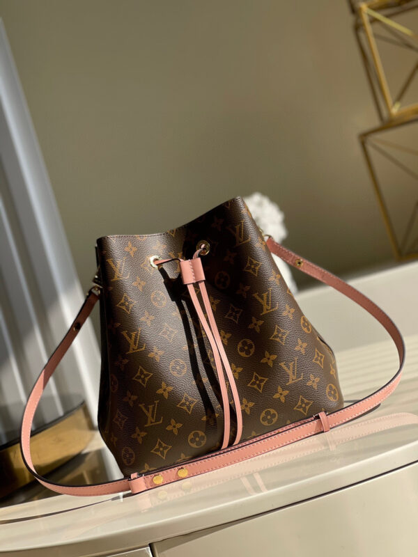Louis Vuitton neonoe