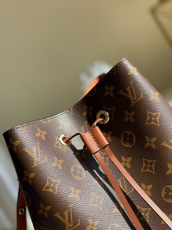 Louis Vuitton neonoe