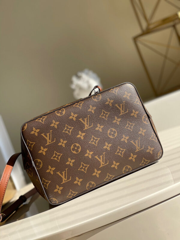 Louis Vuitton neonoe