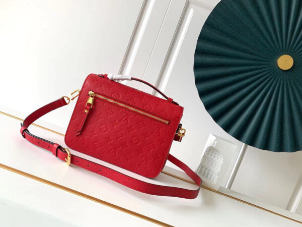 Louis Vuitton Pochette Metis