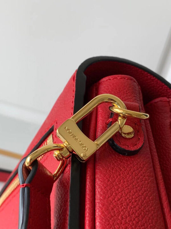 Louis Vuitton Pochette Metis