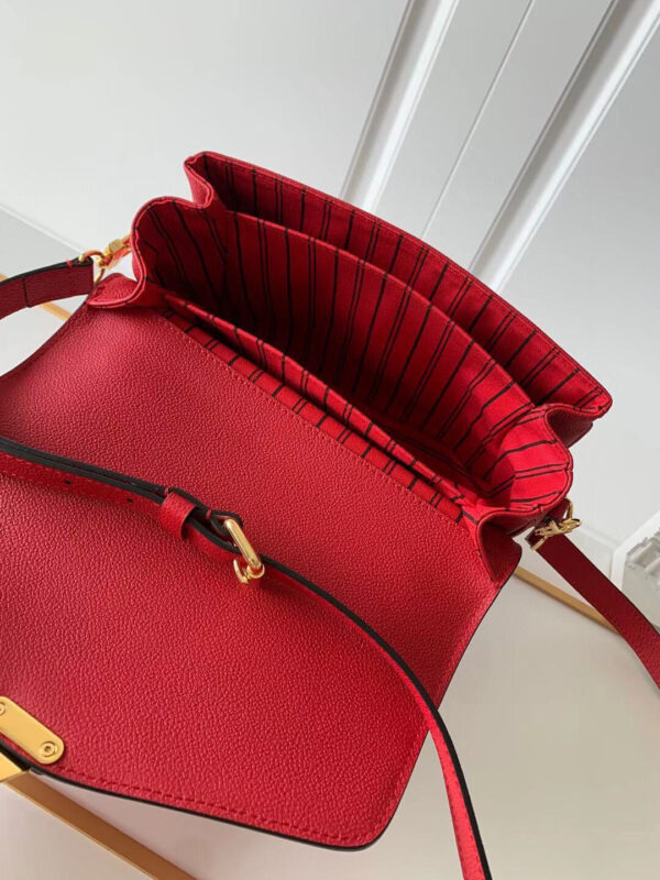 Louis Vuitton Pochette Metis