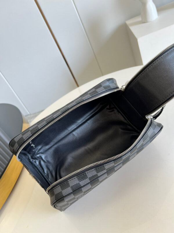 Louis Vuitton Dopp kit toilet pouch