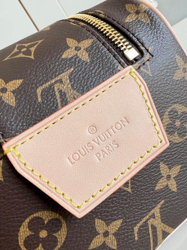 Louis Vuitton Dopp kit toilet pouch