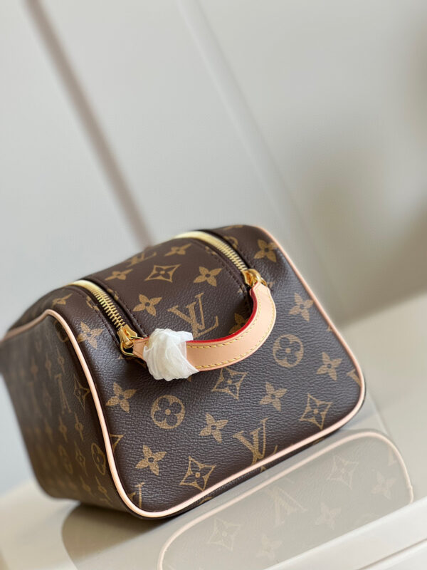 Louis Vuitton Dopp kit toilet pouch