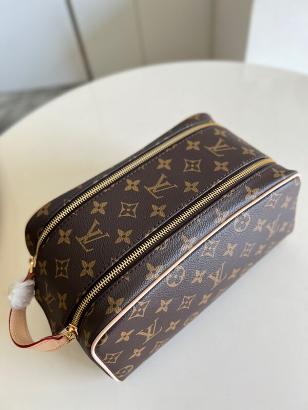 Louis Vuitton Dopp kit toilet pouch