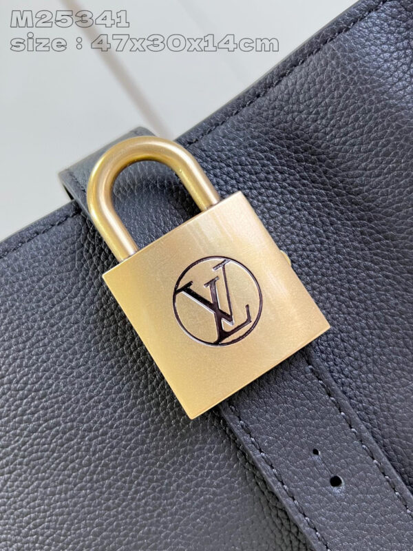 Louis Vuitton Low Key Cabas MM