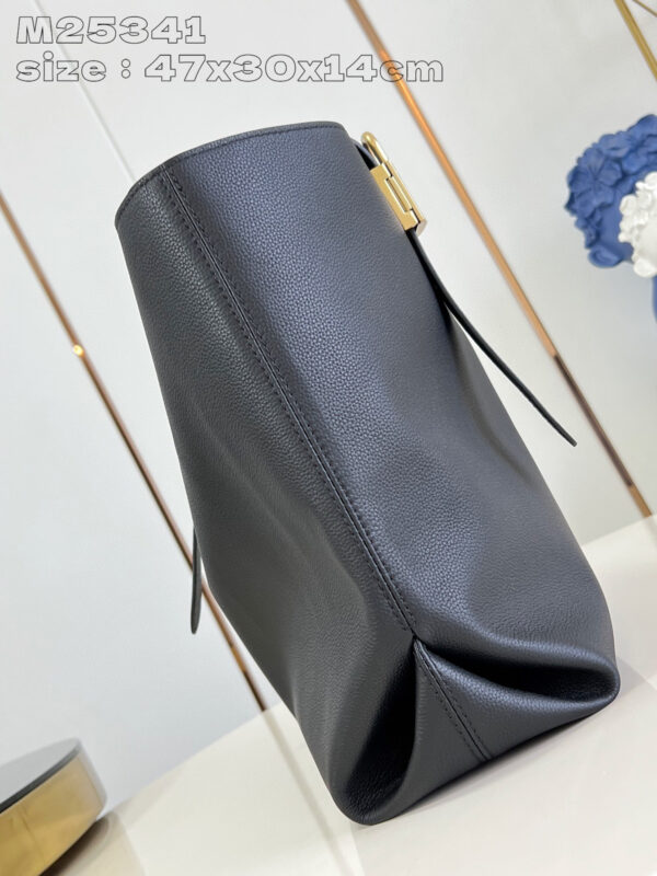 Louis Vuitton Low Key Cabas MM