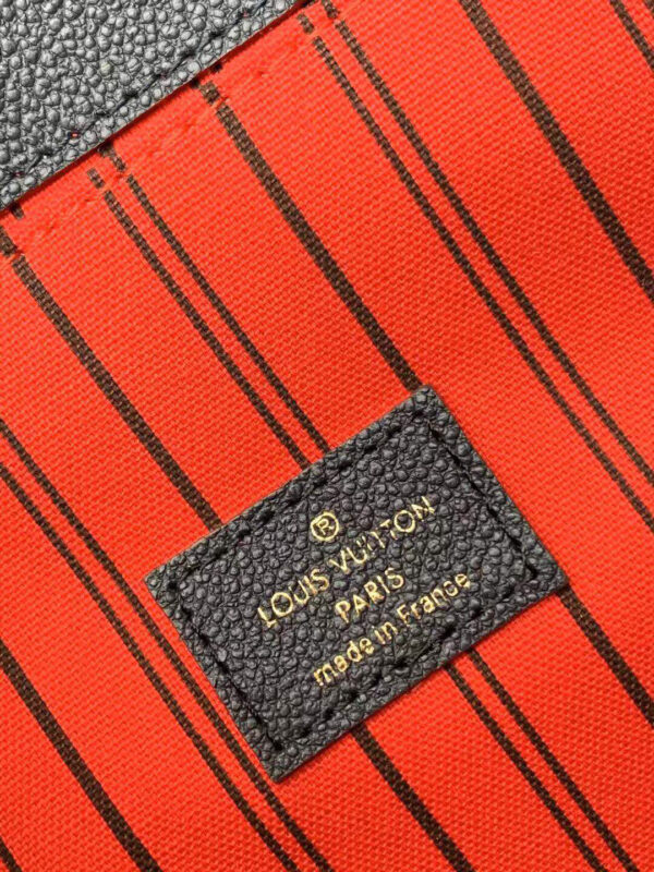 Louis Vuitton Pochette Metis