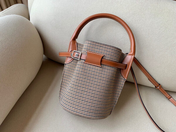 Celine Bucket