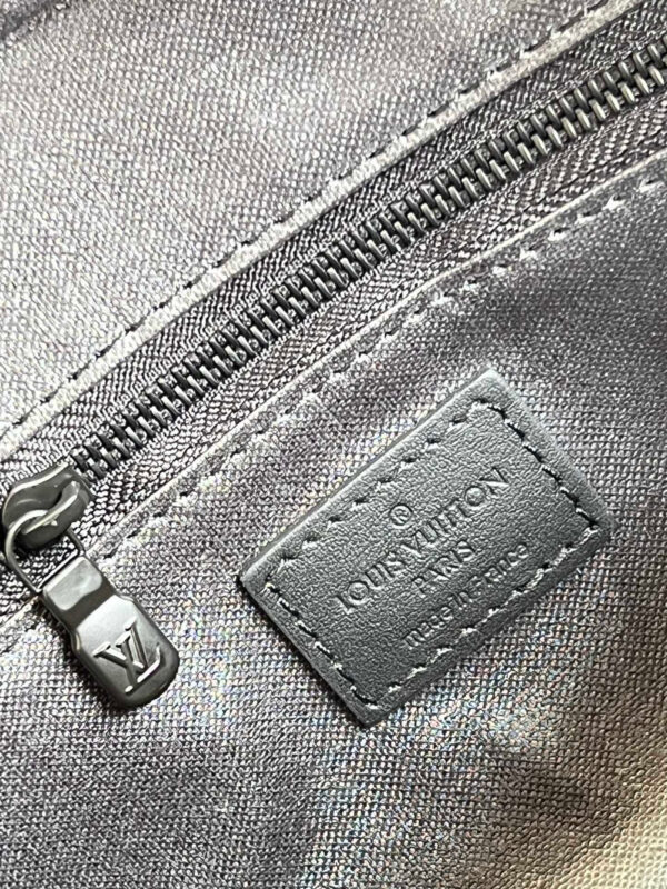 Louis Vuitton Dopp kit toilet pouch