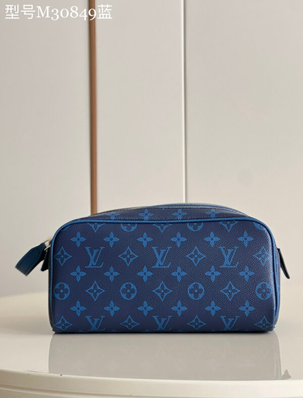 Louis Vuitton Dopp kit toilet pouch