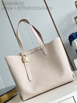 Louis Vuitton Low Key Cabas MM