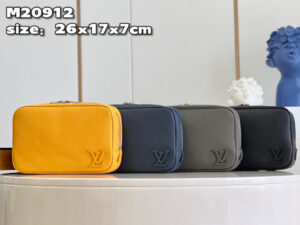Louis Vuitton Clutches