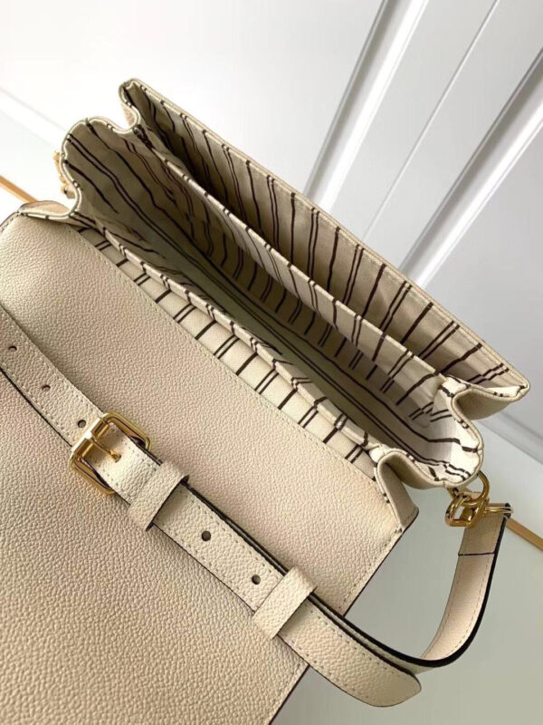 Louis Vuitton Pochette Metis