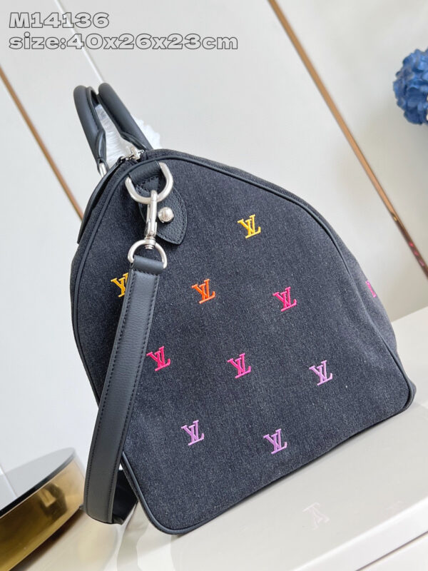 Louis Vuitton Speedy 40 Bandoulière Bag