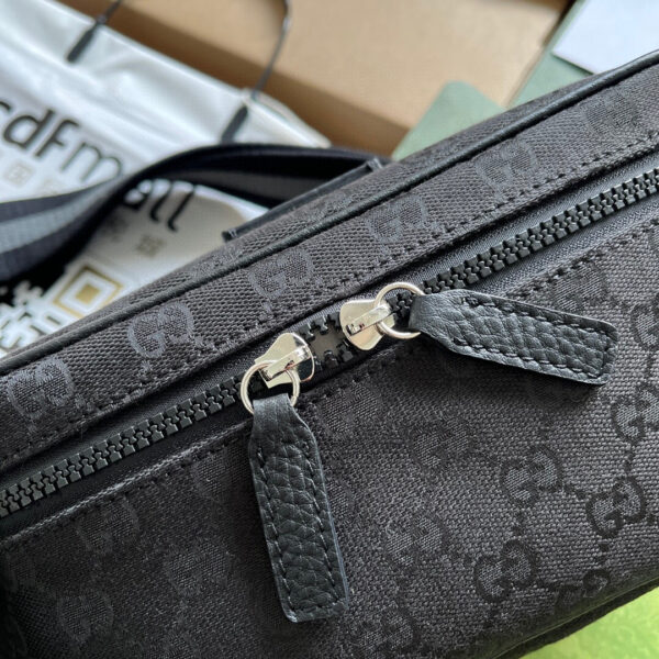 Gucci Shoulder Bag