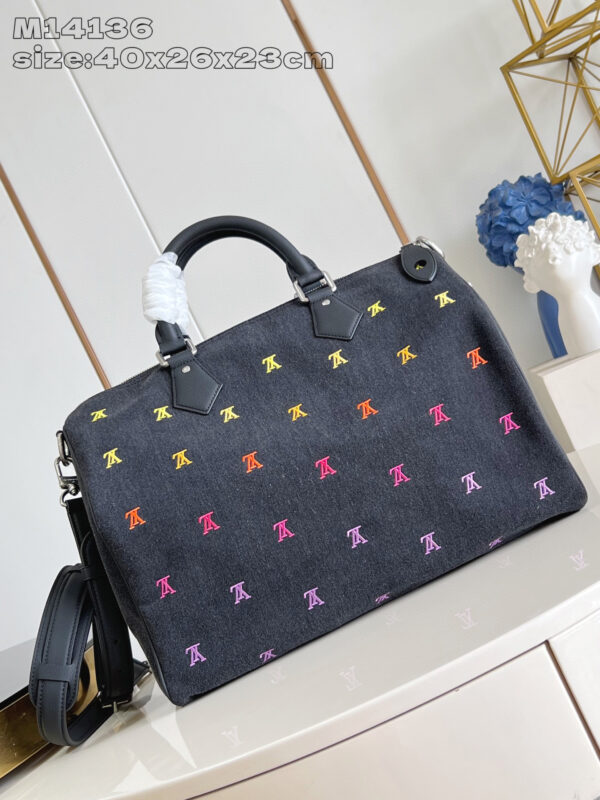 Louis Vuitton Speedy 40 Bandoulière Bag