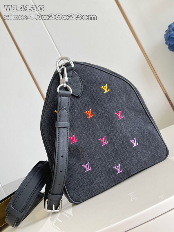 Louis Vuitton Speedy 40 Bandoulière Bag