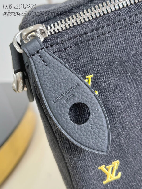 Louis Vuitton Speedy 40 Bandoulière Bag