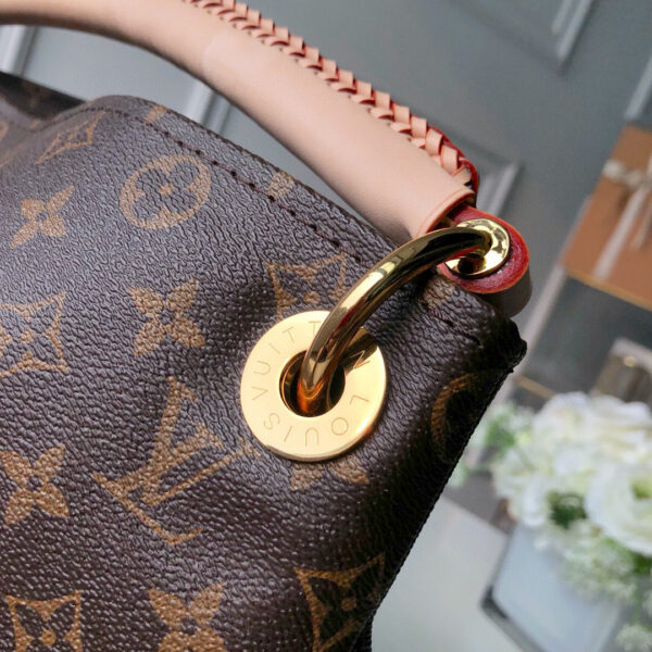 Louis Vuitton Artsy