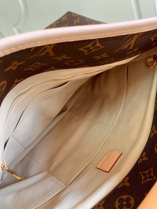 Louis Vuitton Artsy