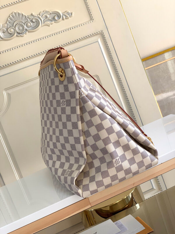 Louis Vuitton Artsy