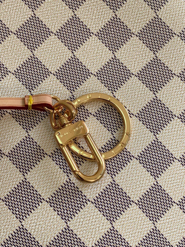 Louis Vuitton Artsy